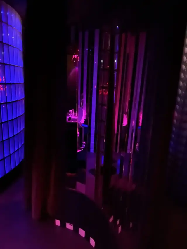 Swingers clubs in Paris